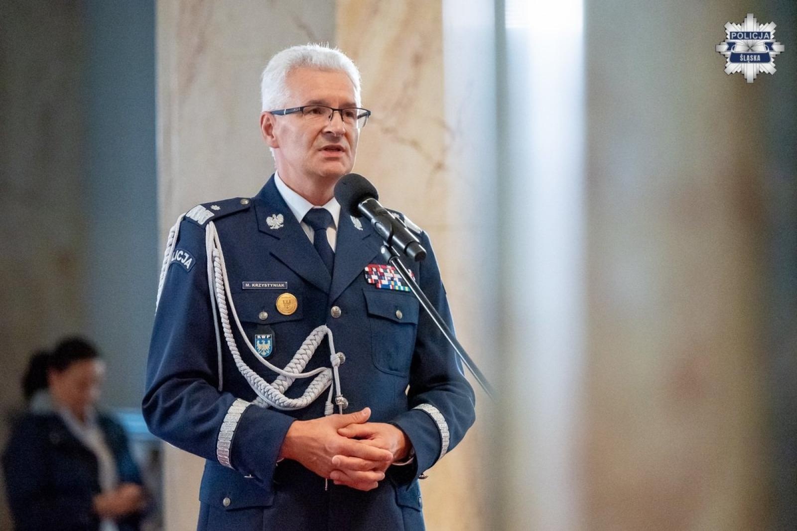 Zdjęcie w galerii na portalu naszwodzislaw.com: Nowi policjanci ślubowali w Śląskim Urzędzie Wojewódzkim [FOTO] wiadomości z regionu