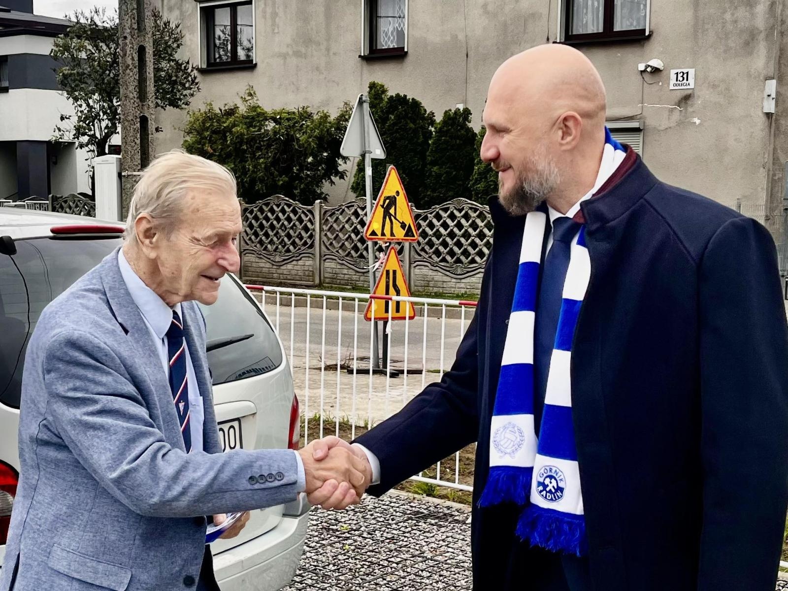 Zdjęcie w galerii na portalu naszwodzislaw.com: W Radlinie oficjalnie otwarto nowy obiekt multisportowy [FOTO] wiadomości z regionu