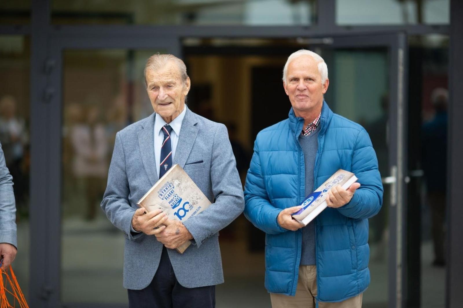 Zdjęcie w galerii na portalu naszwodzislaw.com: W Radlinie oficjalnie otwarto nowy obiekt multisportowy [FOTO] wiadomości z regionu