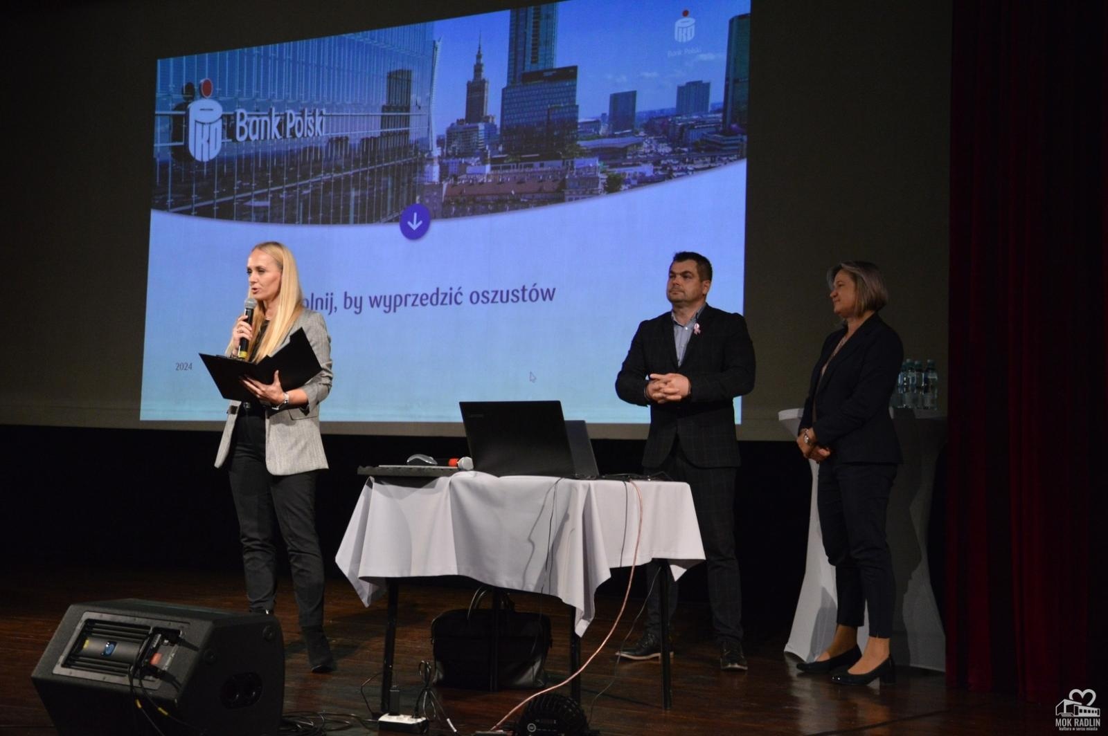 Zdjęcie w galerii na portalu naszwodzislaw.com: Nie daj się nabrać. Spotkanie profilaktyczne w Radlinie [FOTO] wiadomości z regionu