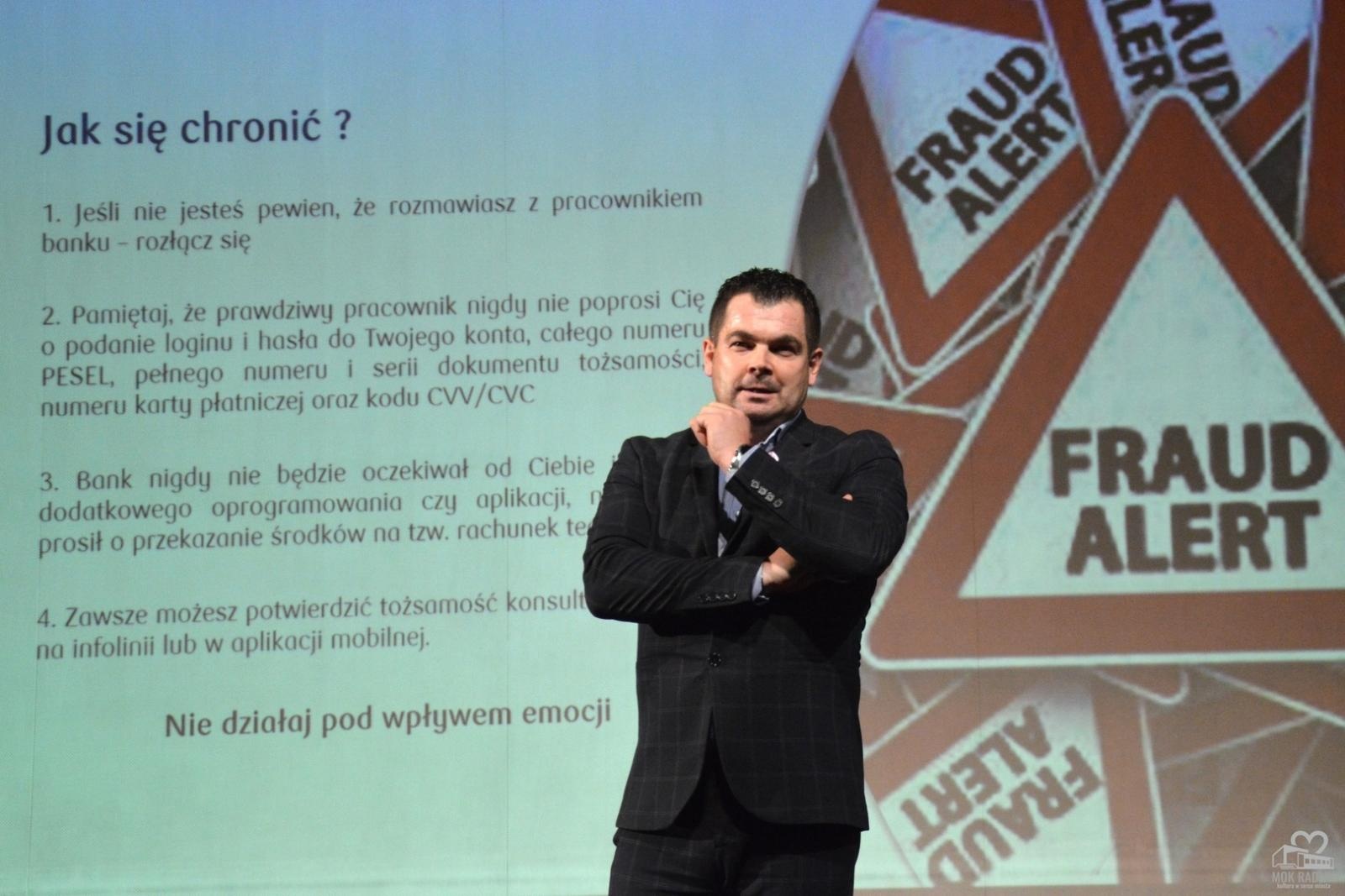 Zdjęcie w galerii na portalu naszwodzislaw.com: Nie daj się nabrać. Spotkanie profilaktyczne w Radlinie [FOTO] wiadomości z regionu