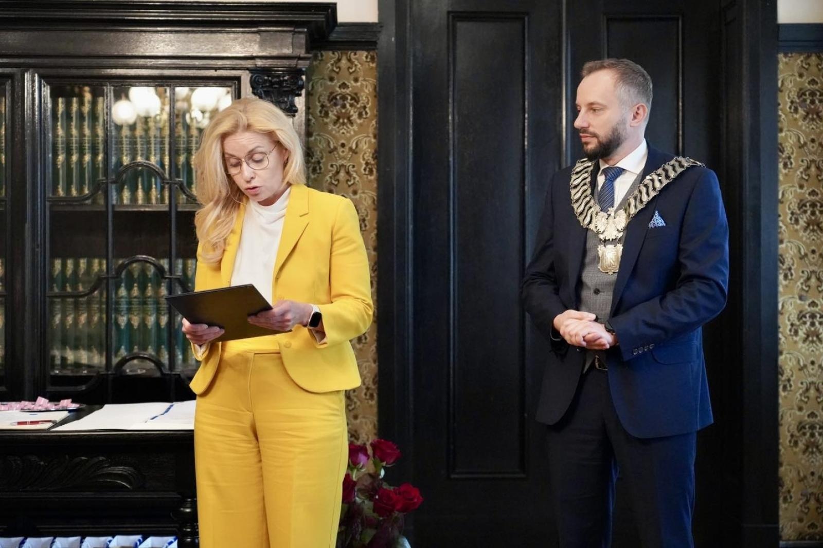 Zdjęcie w galerii na portalu naszwodzislaw.com: Złote Gody w Rydułtowach. Jubilaci z medalami  wiadomości z regionu