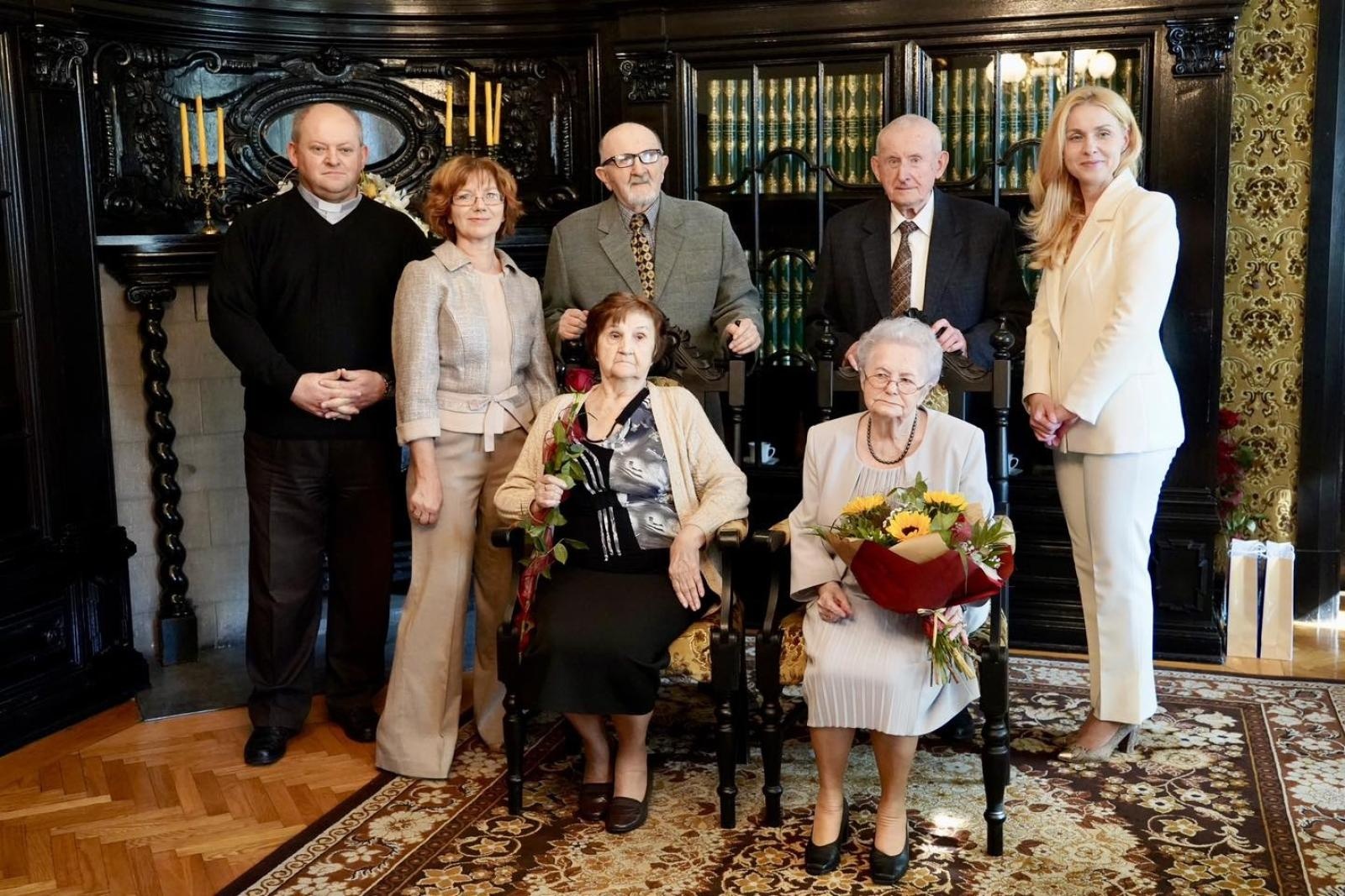 Zdjęcie w galerii na portalu naszwodzislaw.com: Rydułtowy: Od szmaragdów po kamień. Małżeńskie gody pełne wzruszeń wiadomości z regionu