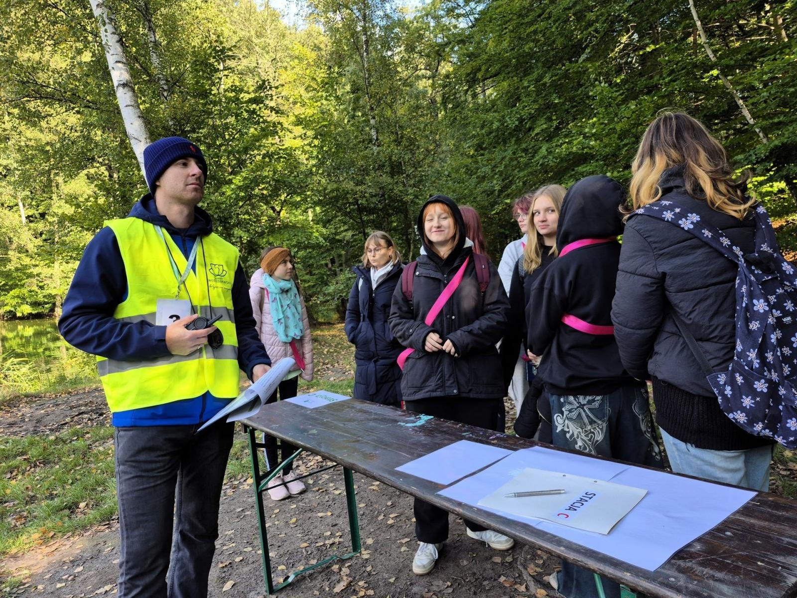 Zdjęcie w galerii na portalu naszwodzislaw.com: Powiat Express: Zielona misja. Pierwsze w historii powiatu wydarzenie ekologiczne [FOTO] wiadomości z regionu