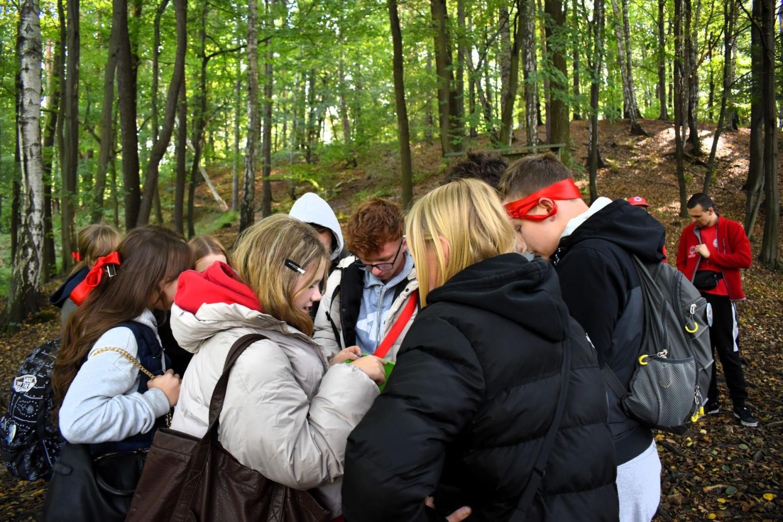 Zdjęcie w galerii na portalu naszwodzislaw.com: Powiat Express: Zielona misja. Pierwsze w historii powiatu wydarzenie ekologiczne [FOTO] wiadomości z regionu