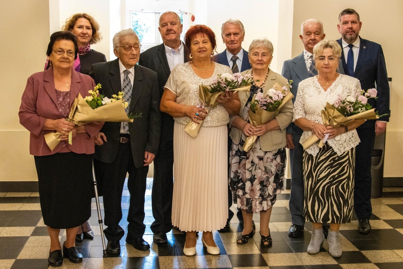 Zdjęcie w galerii na portalu naszwodzislaw.com: Małżeńskie jubileusze w Wodzisławiu Śląskim [FOTO] wiadomości z regionu