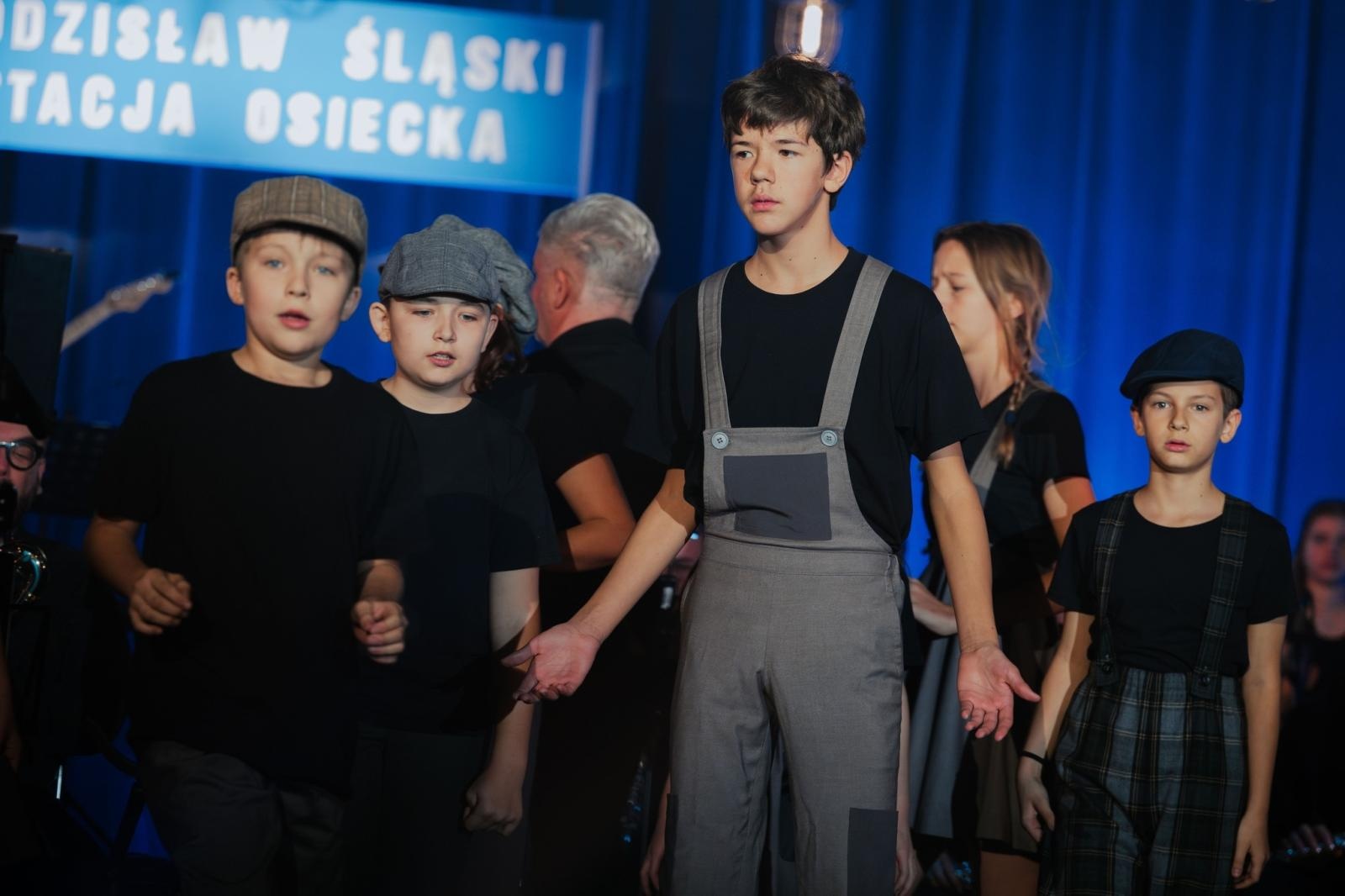 Zdjęcie w galerii na portalu naszwodzislaw.com: Magia dźwięków na Stacji Osiecka w Wodzisławiu Śląskim [FOTO] wiadomości z regionu