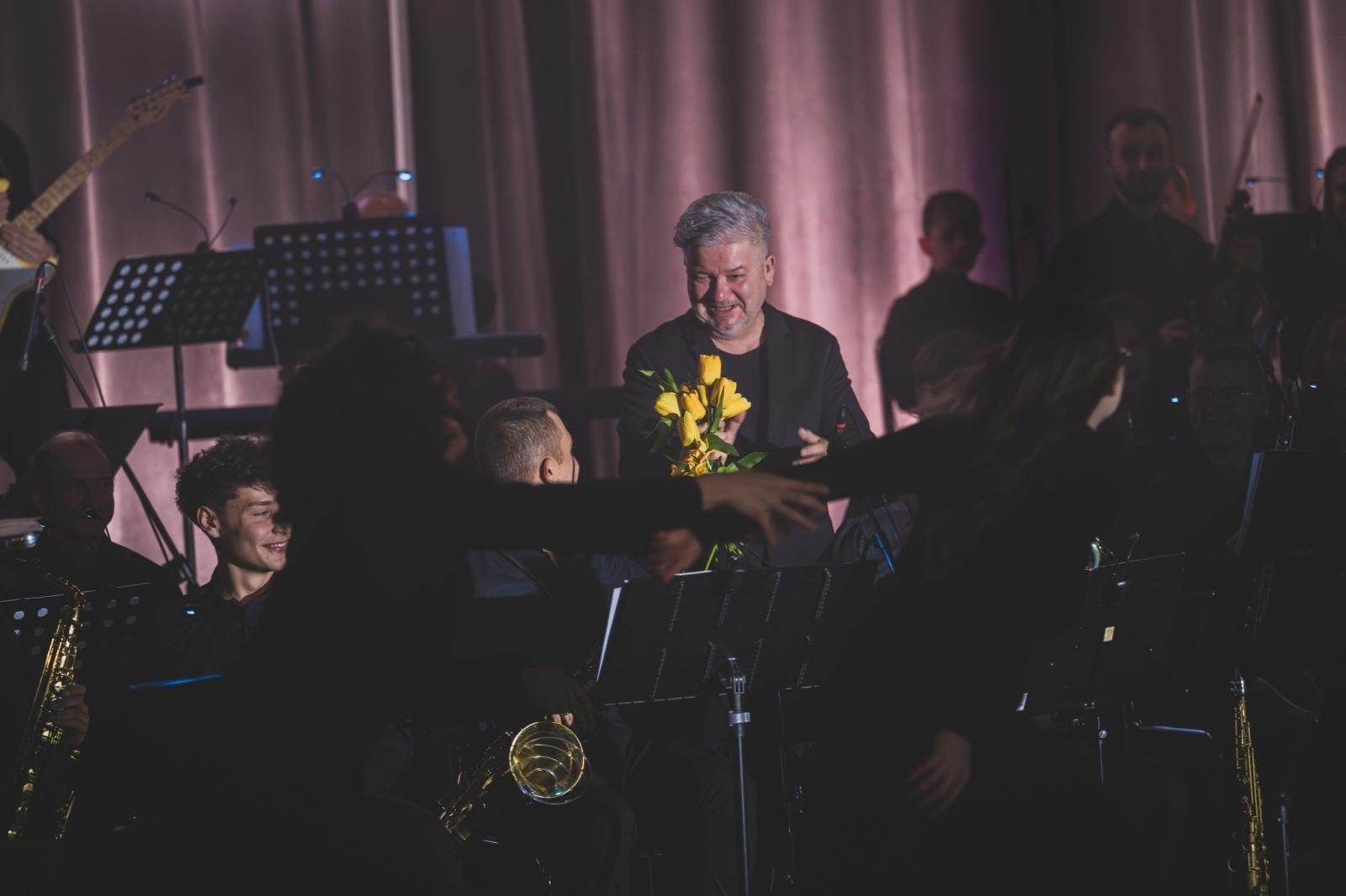 Zdjęcie w galerii na portalu naszwodzislaw.com: Magia dźwięków na Stacji Osiecka w Wodzisławiu Śląskim [FOTO] wiadomości z regionu