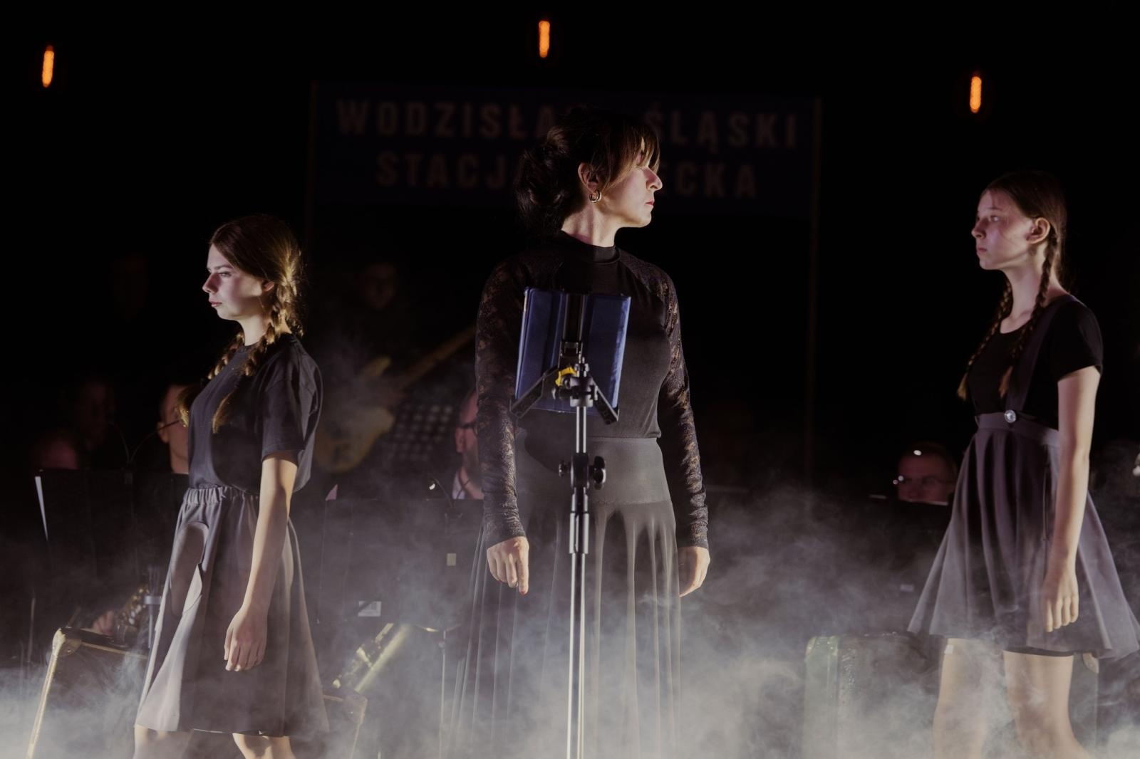 Zdjęcie w galerii na portalu naszwodzislaw.com: Magia dźwięków na Stacji Osiecka w Wodzisławiu Śląskim [FOTO] wiadomości z regionu