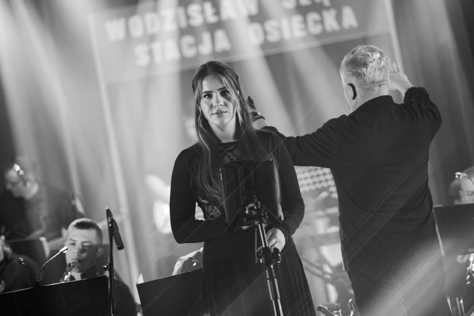 Zdjęcie w galerii na portalu naszwodzislaw.com: Magia dźwięków na Stacji Osiecka w Wodzisławiu Śląskim [FOTO] wiadomości z regionu