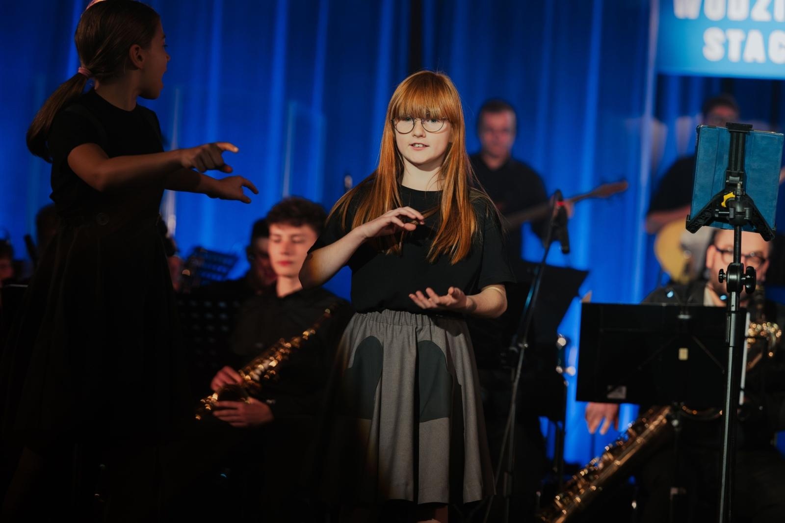 Zdjęcie w galerii na portalu naszwodzislaw.com: Magia dźwięków na Stacji Osiecka w Wodzisławiu Śląskim [FOTO] wiadomości z regionu