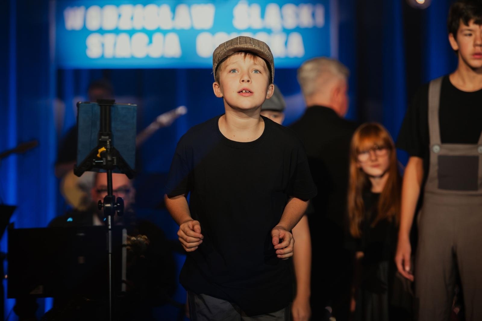 Zdjęcie w galerii na portalu naszwodzislaw.com: Magia dźwięków na Stacji Osiecka w Wodzisławiu Śląskim [FOTO] wiadomości z regionu