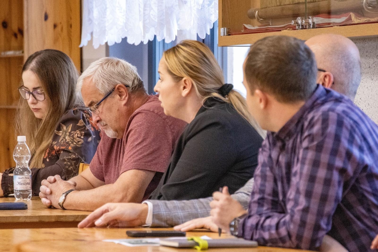 Zdjęcie w galerii na portalu naszwodzislaw.com: Prezydent spotkał się z mieszkańcami Kokoszyc wiadomości z regionu