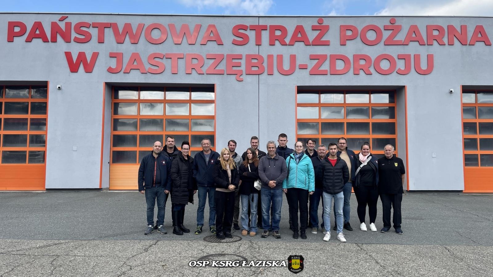 Zdjęcie w galerii na portalu naszwodzislaw.com: Strażacka współpraca bez granic. Wizyta druhów z Freiwillige Feuerwehr Schwanheim w Łaziskach wiadomości z regionu