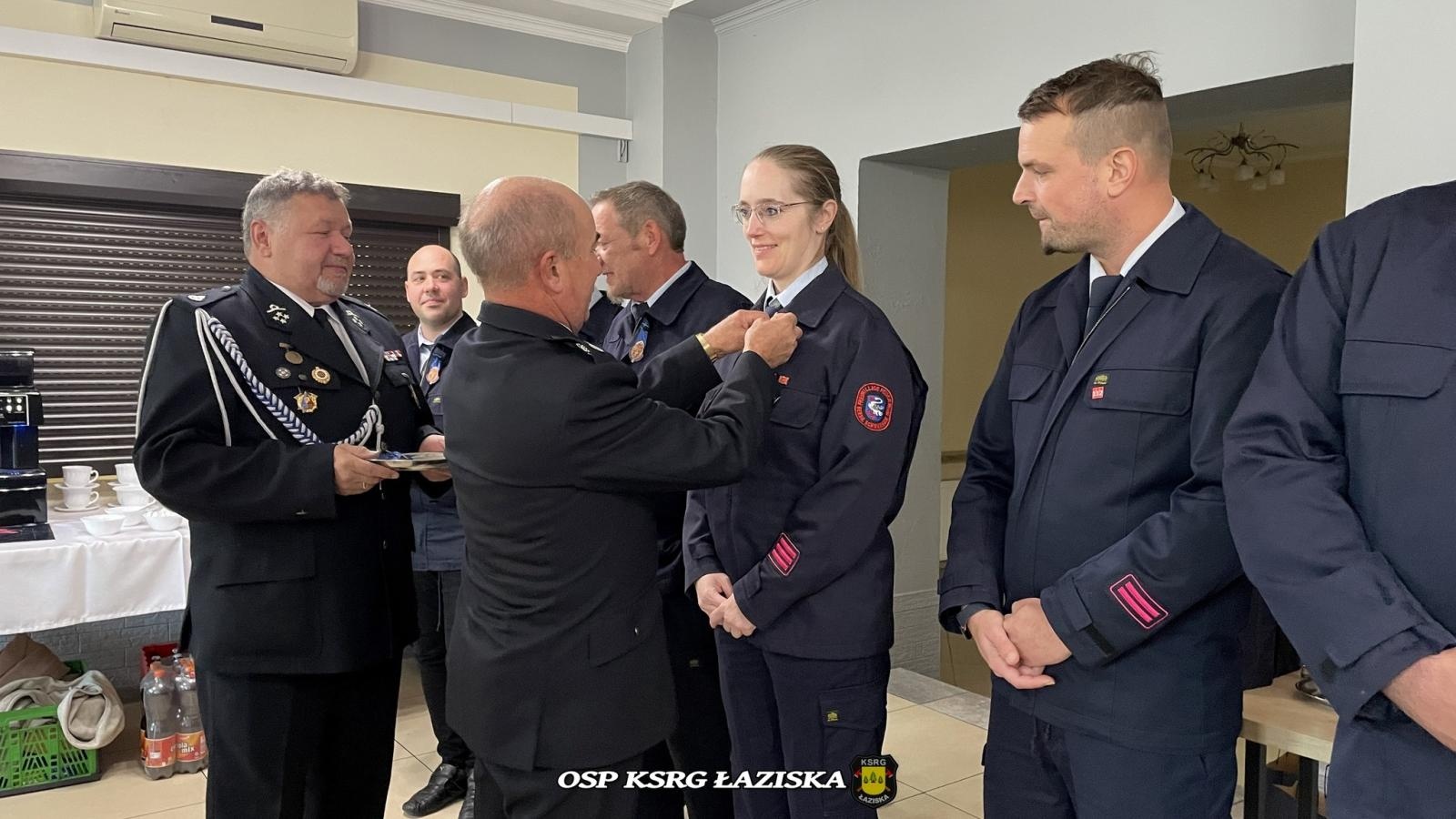 Zdjęcie w galerii na portalu naszwodzislaw.com: Strażacka współpraca bez granic. Wizyta druhów z Freiwillige Feuerwehr Schwanheim w Łaziskach wiadomości z regionu