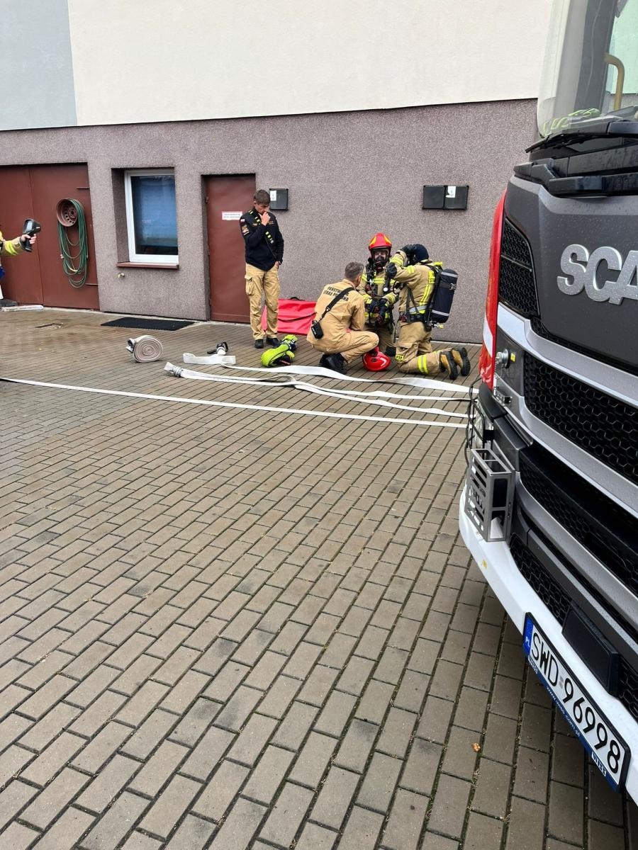 Zdjęcie w galerii na portalu naszwodzislaw.com: Strażacy doskonalili swoje umiejętności w PCKZiU w Wodzisławiu Śląskim wiadomości z regionu