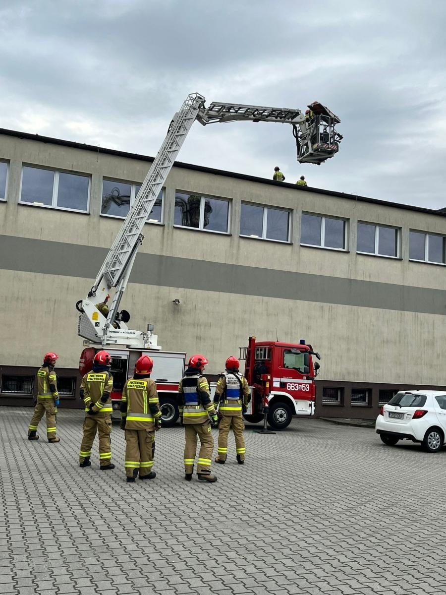 Zdjęcie w galerii na portalu naszwodzislaw.com: Strażacy doskonalili swoje umiejętności w PCKZiU w Wodzisławiu Śląskim wiadomości z regionu