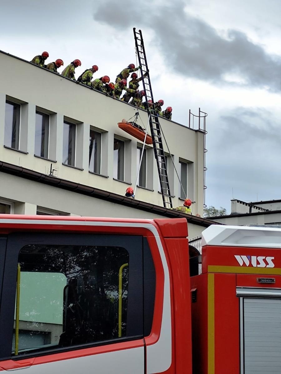 Zdjęcie w galerii na portalu naszwodzislaw.com: Strażacy doskonalili swoje umiejętności w PCKZiU w Wodzisławiu Śląskim wiadomości z regionu