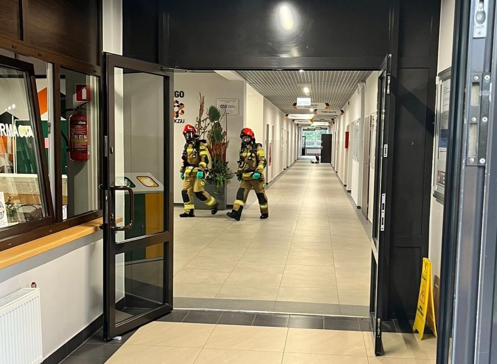 Zdjęcie w galerii na portalu naszwodzislaw.com: Strażacy doskonalili swoje umiejętności w PCKZiU w Wodzisławiu Śląskim wiadomości z regionu