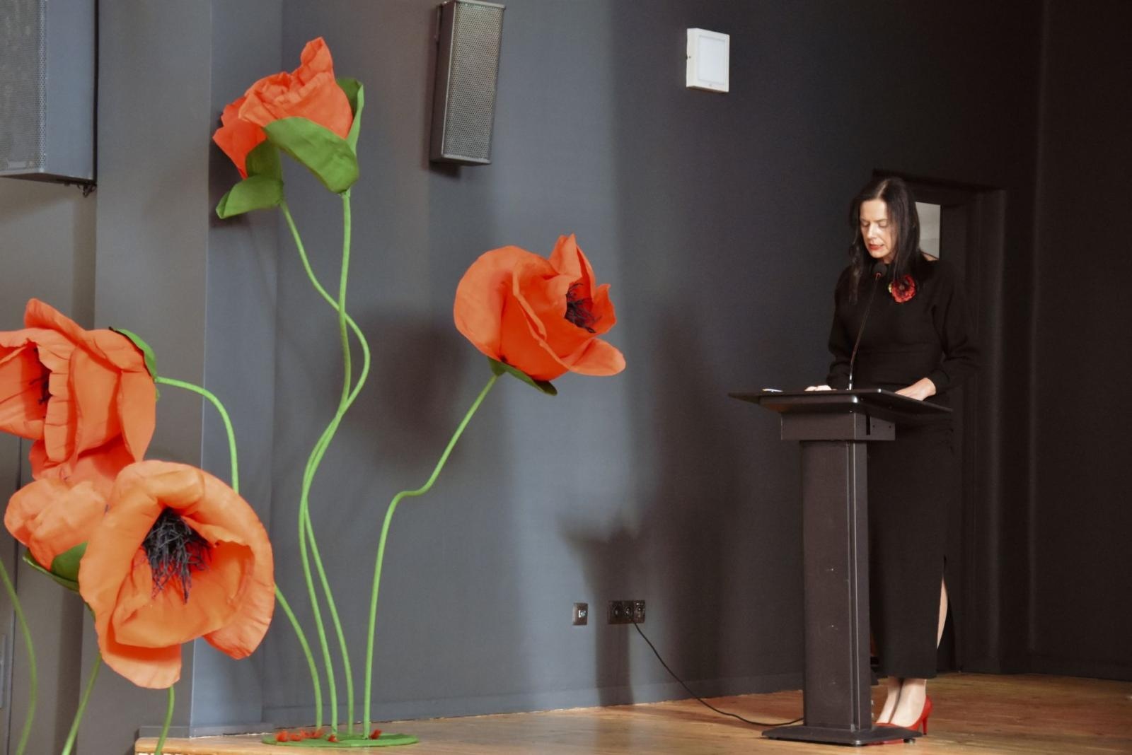 Zdjęcie w galerii na portalu naszwodzislaw.com: Powiatowe Obchody Dnia Edukacji Narodowej [FOTO] wiadomości z regionu