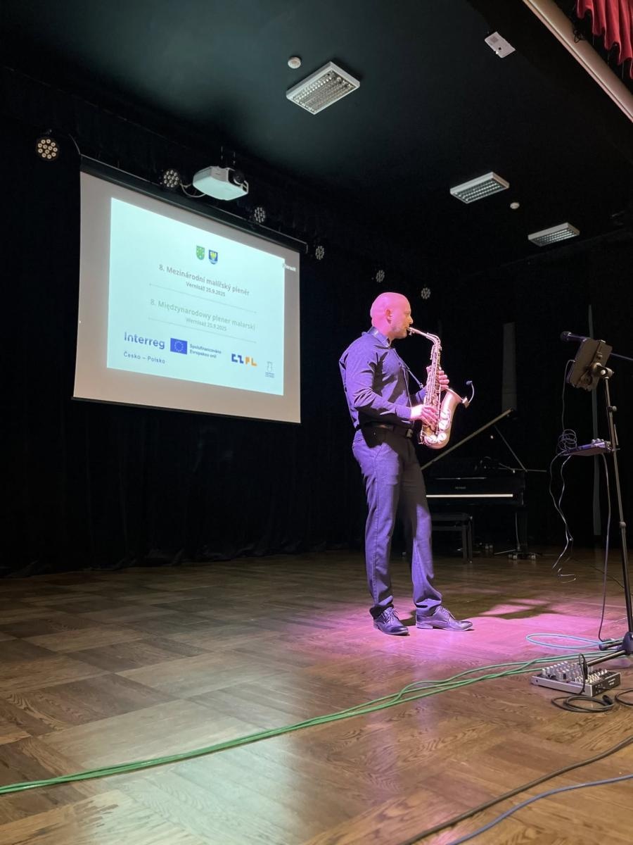 Zdjęcie w galerii na portalu naszwodzislaw.com: Święto partnerskiej współpracy. 30 lat wspólnych działań Godowa i Petrovic wiadomości z regionu