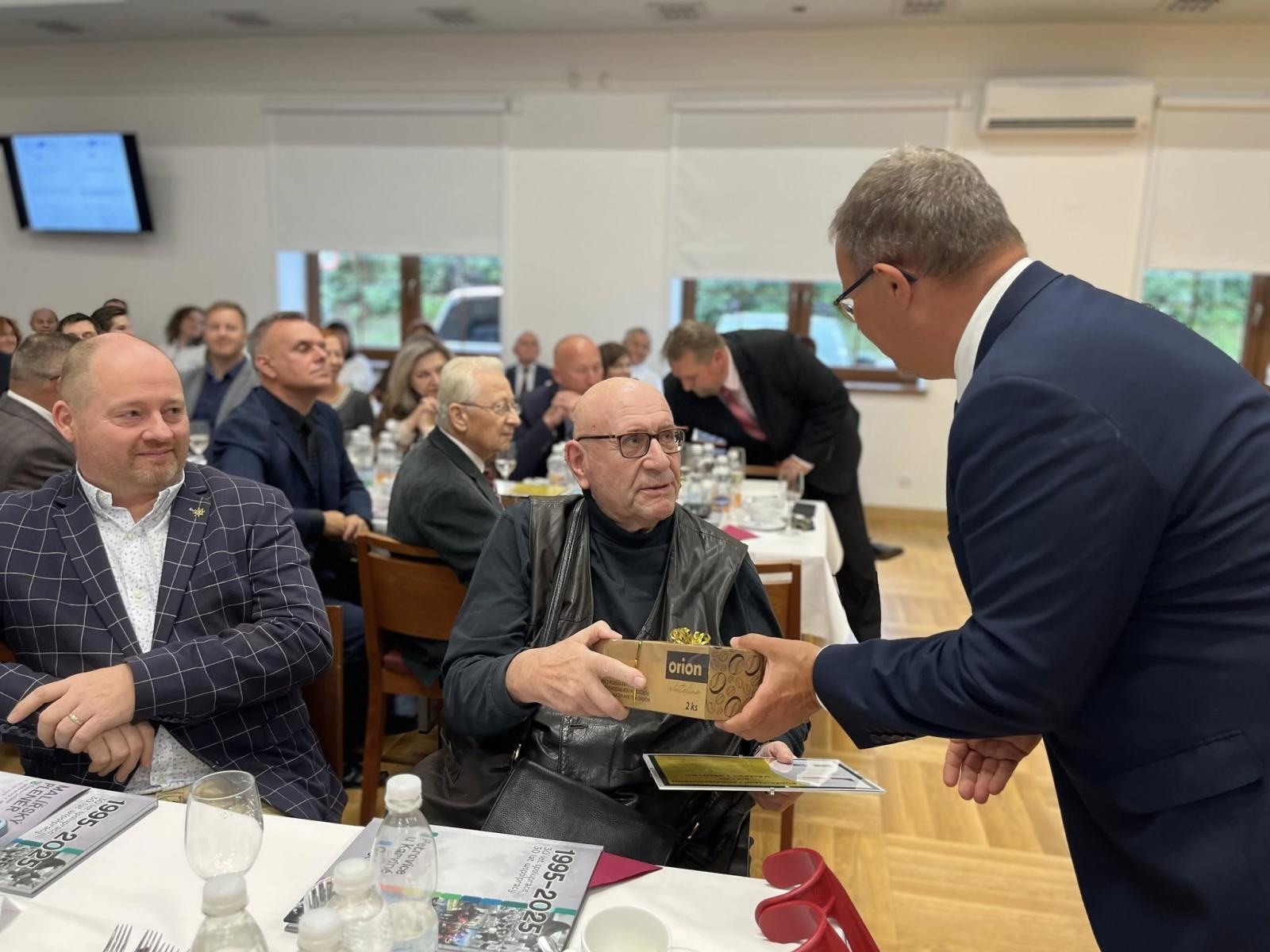 Zdjęcie w galerii na portalu naszwodzislaw.com: Święto partnerskiej współpracy. 30 lat wspólnych działań Godowa i Petrovic wiadomości z regionu