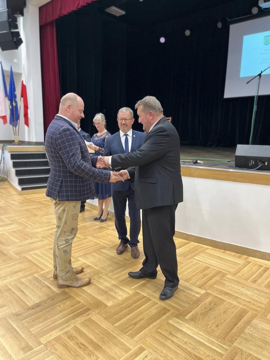 Zdjęcie w galerii na portalu naszwodzislaw.com: Święto partnerskiej współpracy. 30 lat wspólnych działań Godowa i Petrovic wiadomości z regionu