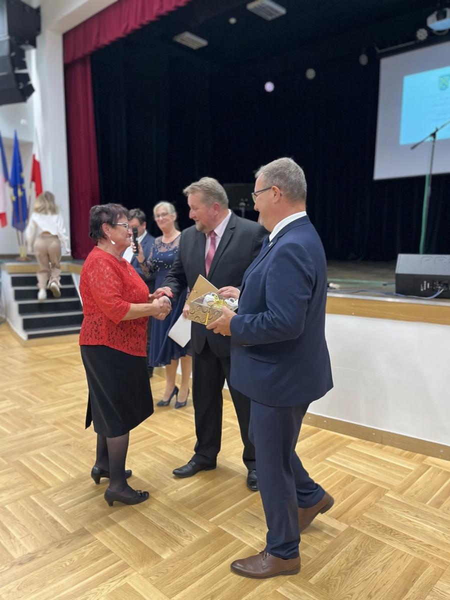 Zdjęcie w galerii na portalu naszwodzislaw.com: Święto partnerskiej współpracy. 30 lat wspólnych działań Godowa i Petrovic wiadomości z regionu