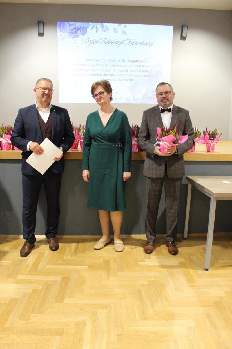 Zdjęcie w galerii na portalu naszwodzislaw.com: Dzień Edukacji Narodowej w Gminie Godów [FOTO] wiadomości z regionu