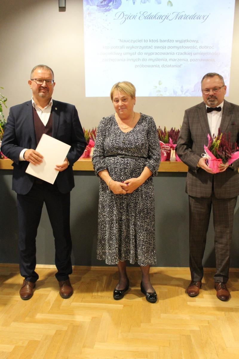 Zdjęcie w galerii na portalu naszwodzislaw.com: Dzień Edukacji Narodowej w Gminie Godów [FOTO] wiadomości z regionu