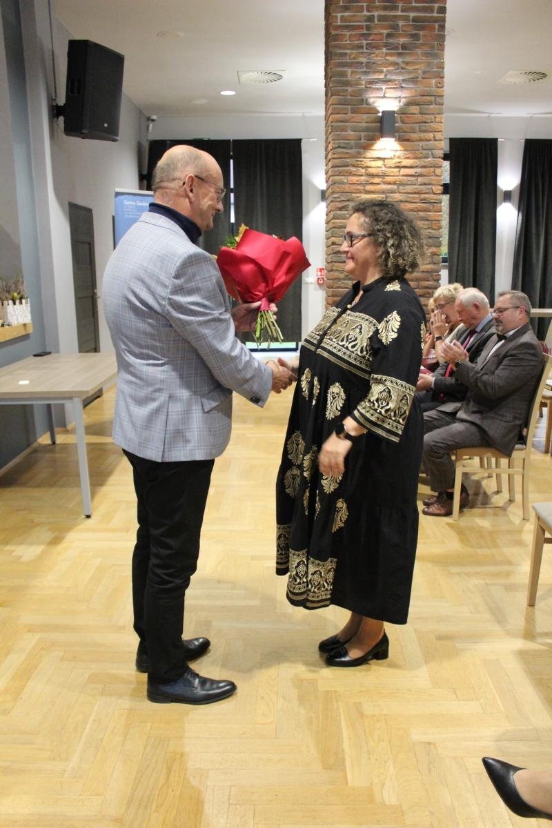 Zdjęcie w galerii na portalu naszwodzislaw.com: Dzień Edukacji Narodowej w Gminie Godów [FOTO] wiadomości z regionu