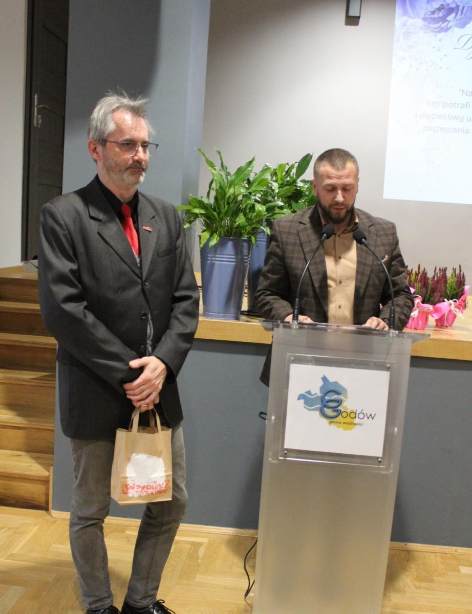 Zdjęcie w galerii na portalu naszwodzislaw.com: Dzień Edukacji Narodowej w Gminie Godów [FOTO] wiadomości z regionu