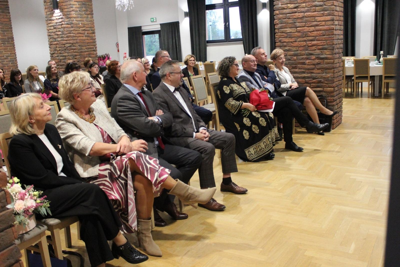 Zdjęcie w galerii na portalu naszwodzislaw.com: Dzień Edukacji Narodowej w Gminie Godów [FOTO] wiadomości z regionu