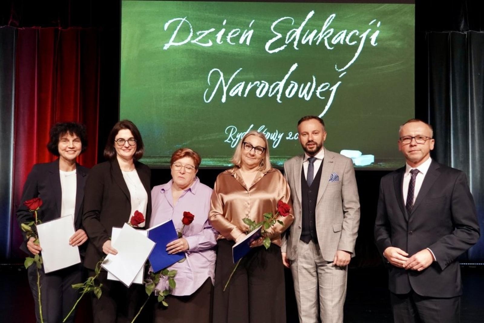 Zdjęcie w galerii na portalu naszwodzislaw.com: Oświatowe święto w Rydułtowach [FOTO] wiadomości z regionu