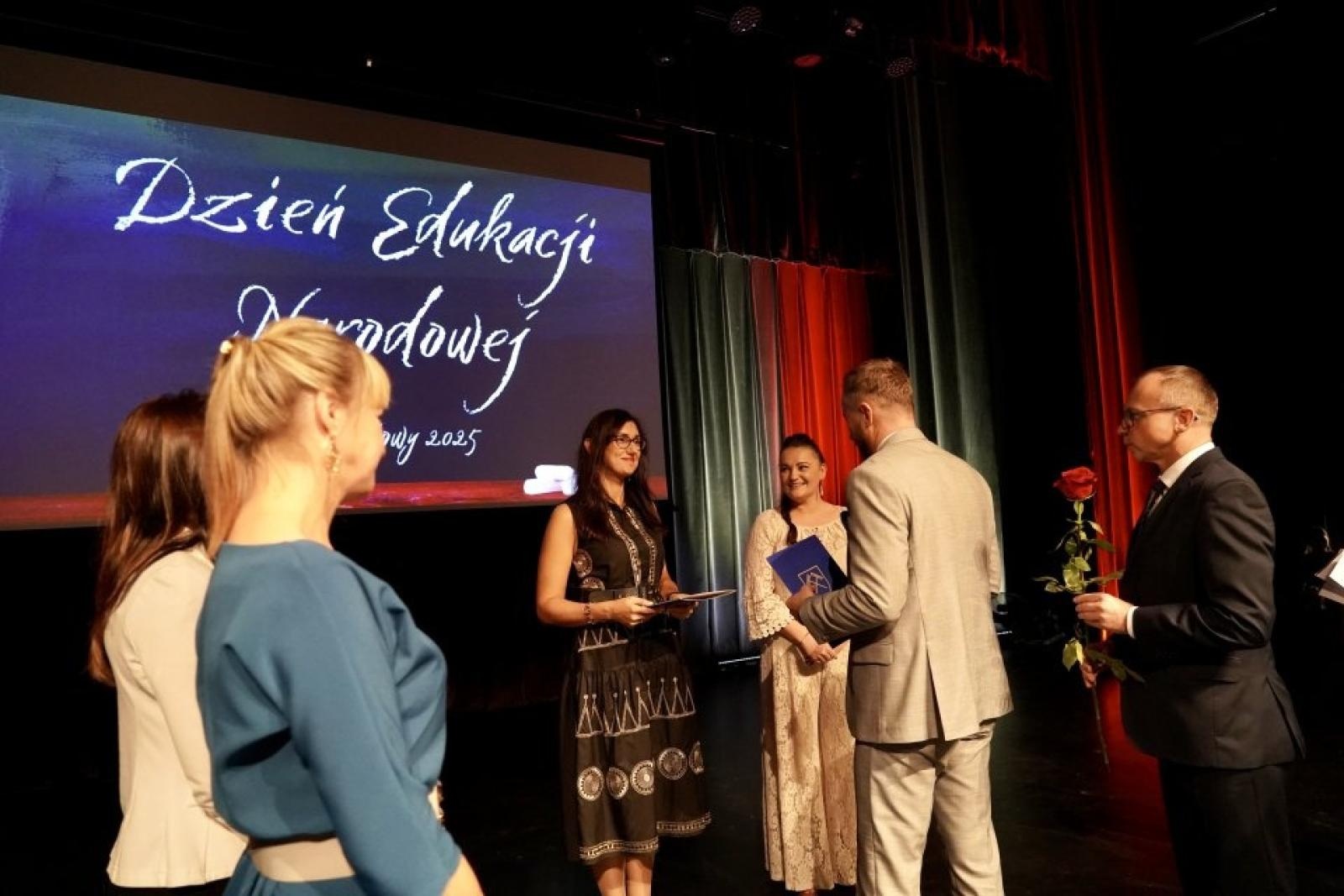 Zdjęcie w galerii na portalu naszwodzislaw.com: Oświatowe święto w Rydułtowach [FOTO] wiadomości z regionu