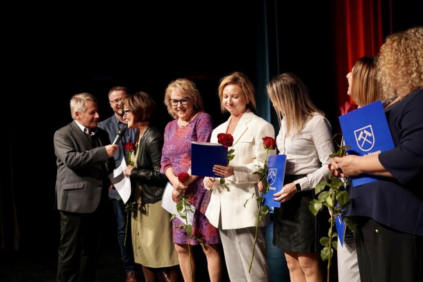 Zdjęcie w galerii na portalu naszwodzislaw.com: Oświatowe święto w Rydułtowach [FOTO] wiadomości z regionu