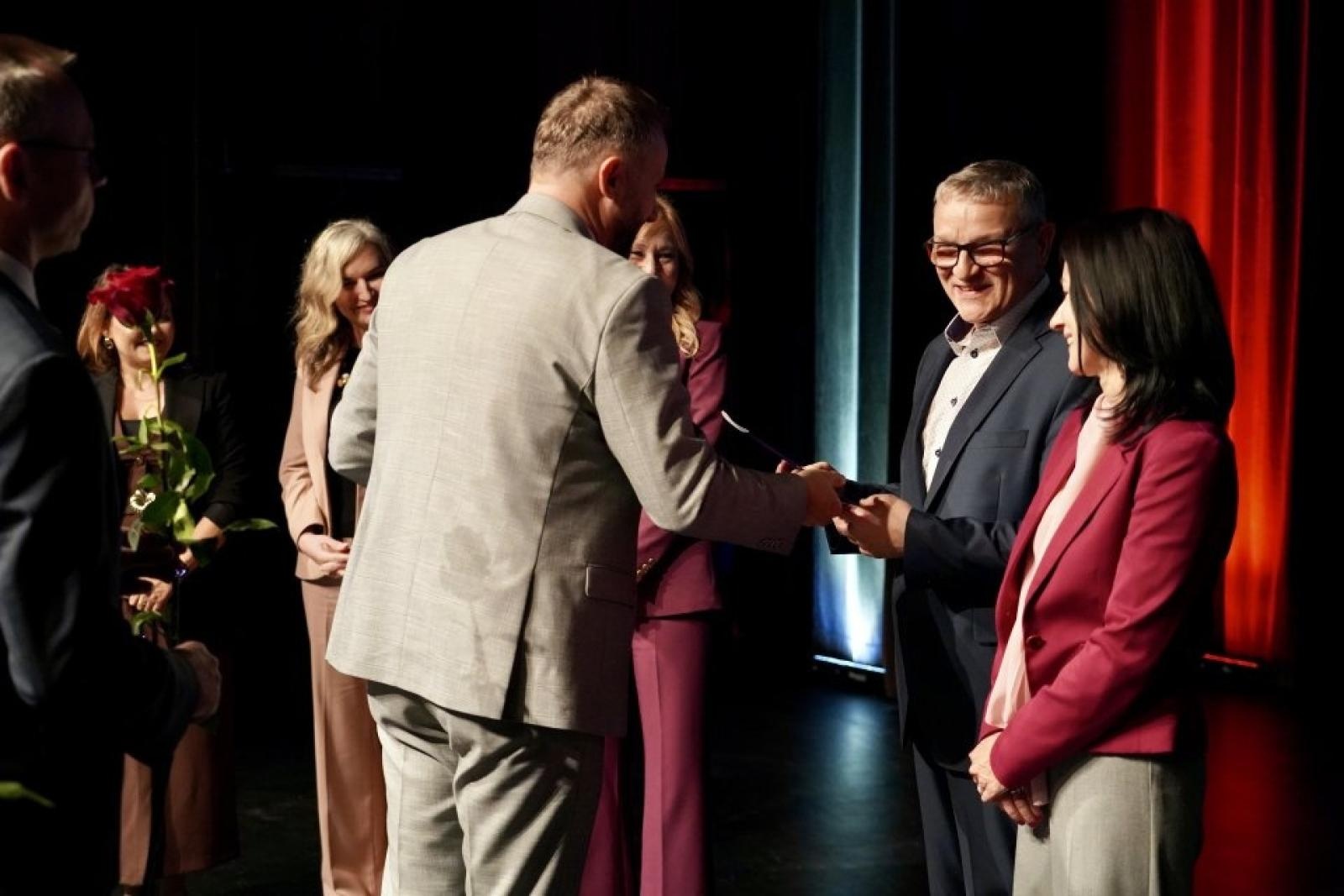 Zdjęcie w galerii na portalu naszwodzislaw.com: Oświatowe święto w Rydułtowach [FOTO] wiadomości z regionu