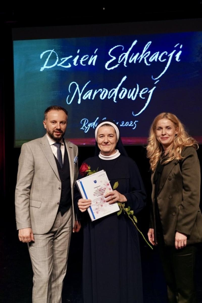 Zdjęcie w galerii na portalu naszwodzislaw.com: Oświatowe święto w Rydułtowach [FOTO] wiadomości z regionu