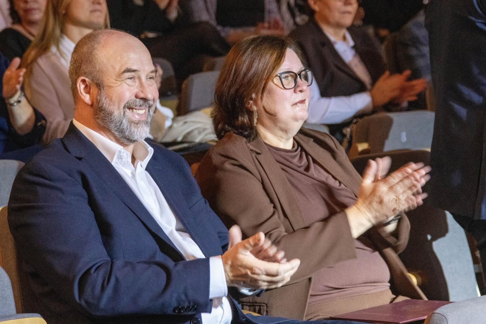 Zdjęcie w galerii na portalu naszwodzislaw.com: Wodzisław Śląski: Dzień Edukacji Narodowej w WCK [FOTO] wiadomości z regionu