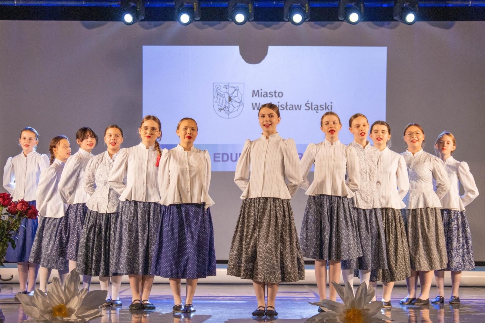 Zdjęcie w galerii na portalu naszwodzislaw.com: Wodzisław Śląski: Dzień Edukacji Narodowej w WCK [FOTO] wiadomości z regionu