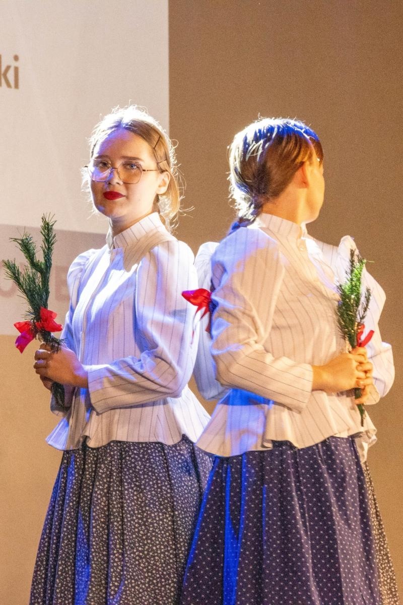 Zdjęcie w galerii na portalu naszwodzislaw.com: Wodzisław Śląski: Dzień Edukacji Narodowej w WCK [FOTO] wiadomości z regionu