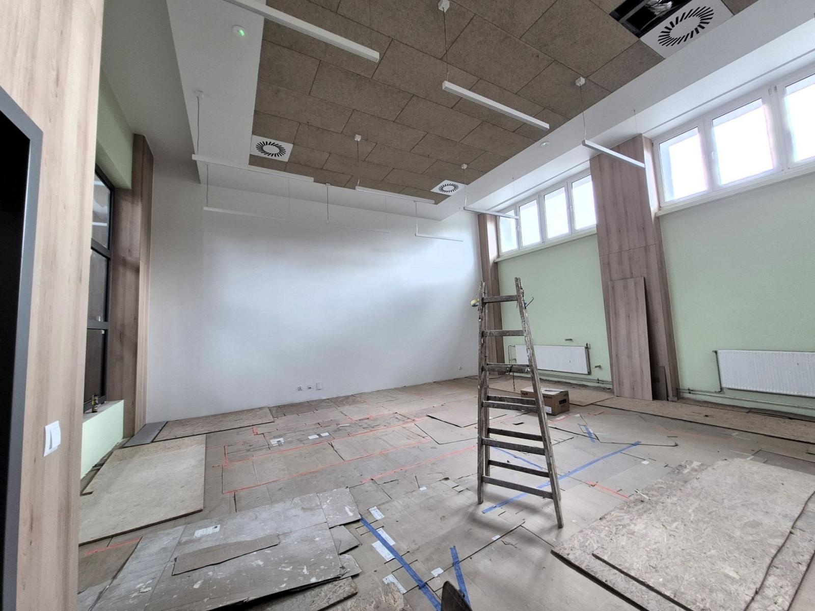 Zdjęcie w galerii na portalu naszwodzislaw.com: Nowa poradnia coraz bliżej. Trwają prace wykończeniowe wiadomości z regionu