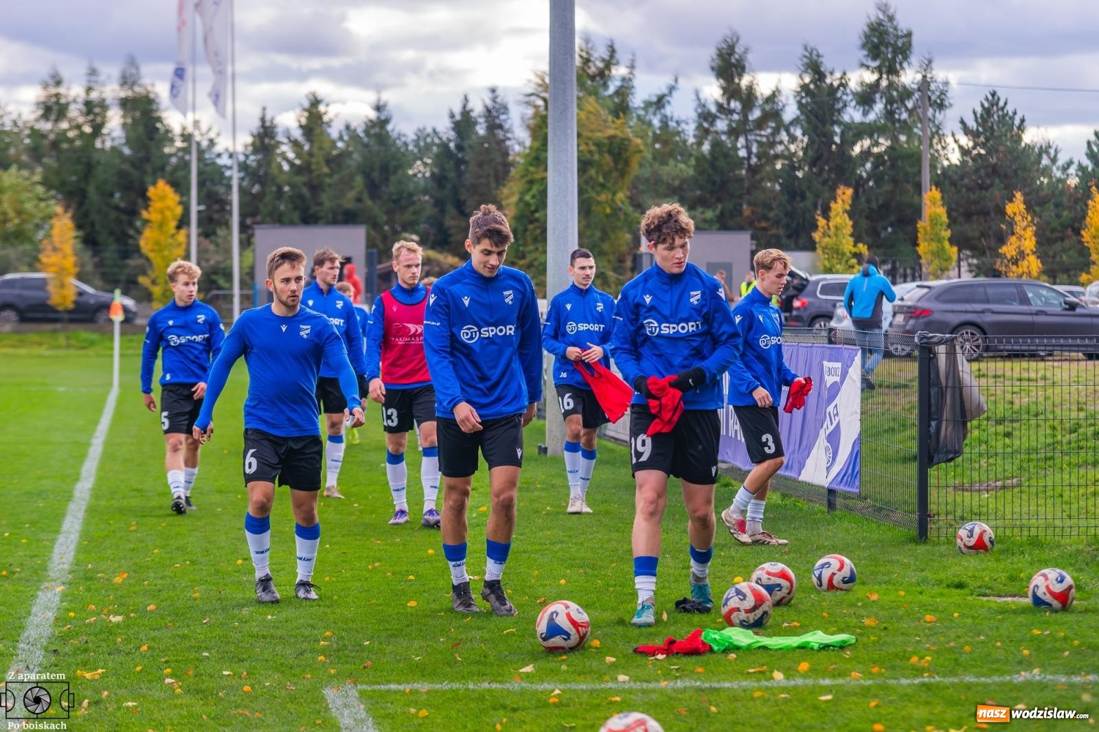 Zdjęcie w galerii na portalu naszwodzislaw.com: Klasa okręgowa: Pojedynek imienniczek na remis [FOTO] wiadomości z regionu