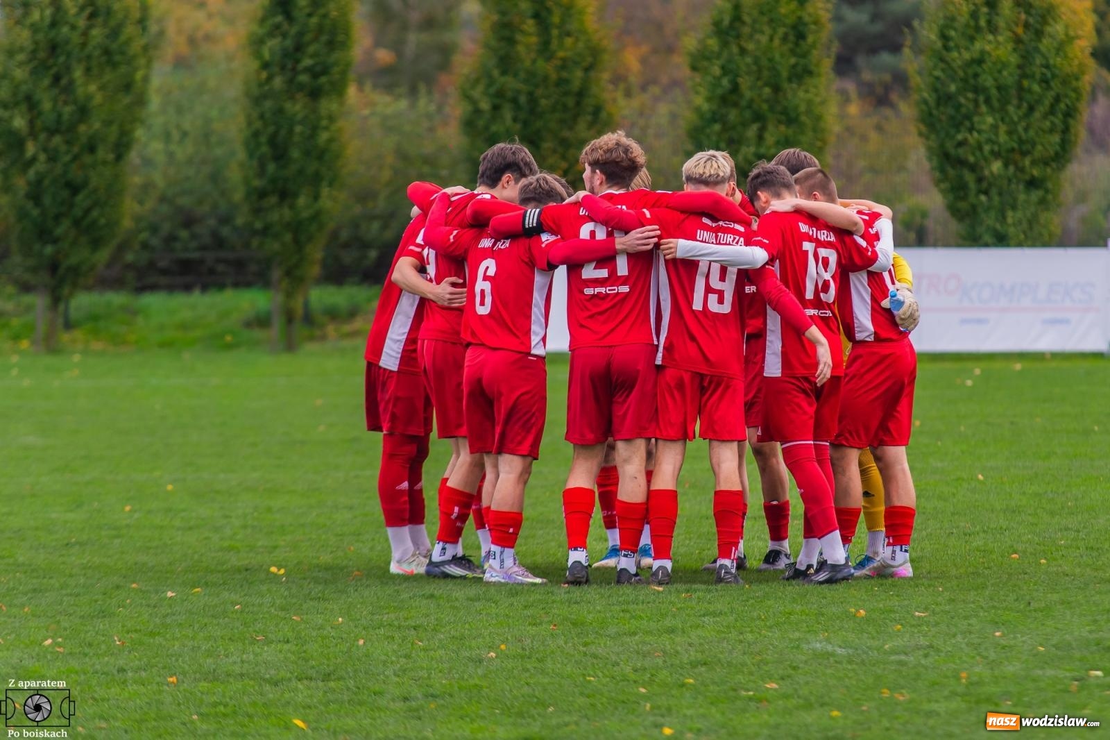 Zdjęcie w galerii na portalu naszwodzislaw.com: Klasa okręgowa: Pojedynek imienniczek na remis [FOTO] wiadomości z regionu