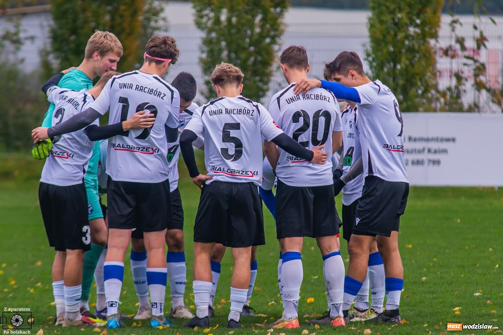 Zdjęcie w galerii na portalu naszwodzislaw.com: Klasa okręgowa: Pojedynek imienniczek na remis [FOTO] wiadomości z regionu