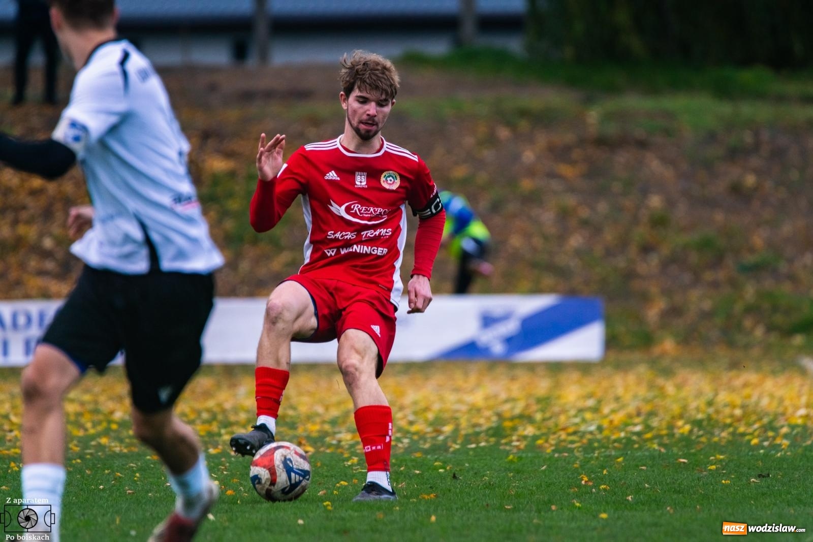 Zdjęcie w galerii na portalu naszwodzislaw.com: Klasa okręgowa: Pojedynek imienniczek na remis [FOTO] wiadomości z regionu