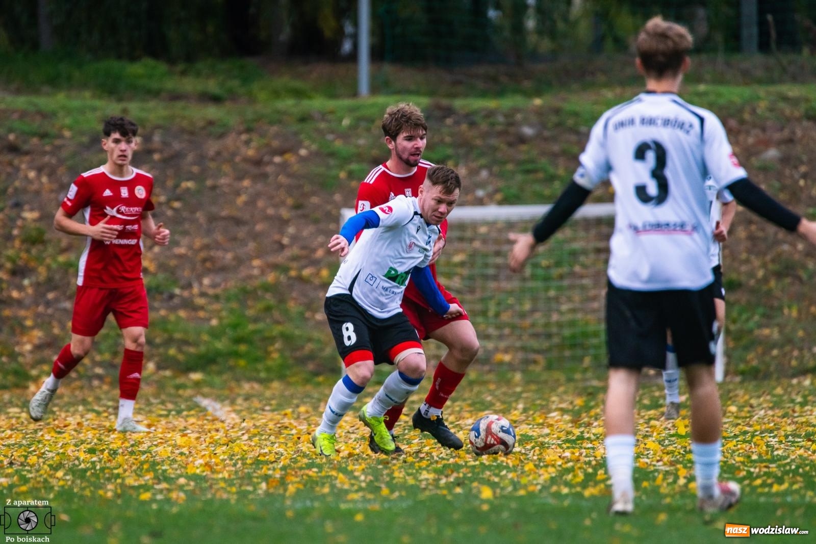 Zdjęcie w galerii na portalu naszwodzislaw.com: Klasa okręgowa: Pojedynek imienniczek na remis [FOTO] wiadomości z regionu