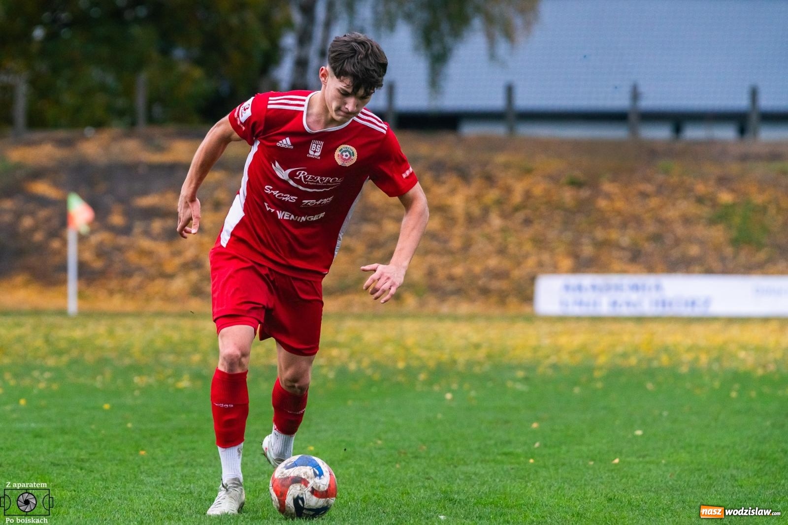 Zdjęcie w galerii na portalu naszwodzislaw.com: Klasa okręgowa: Pojedynek imienniczek na remis [FOTO] wiadomości z regionu