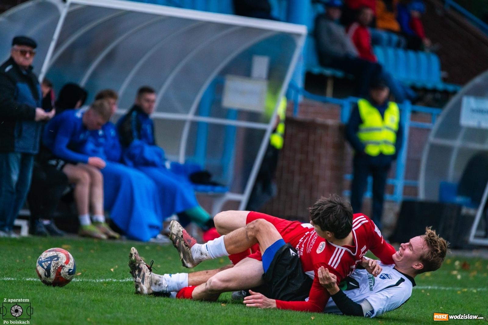 Zdjęcie w galerii na portalu naszwodzislaw.com: Klasa okręgowa: Pojedynek imienniczek na remis [FOTO] wiadomości z regionu