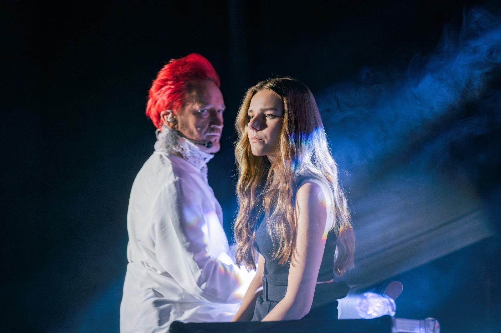 Zdjęcie w galerii na portalu naszwodzislaw.com: Michał Wiśniewski zabrał wodzisławian w muzyczną podróż [FOTO] wiadomości z regionu